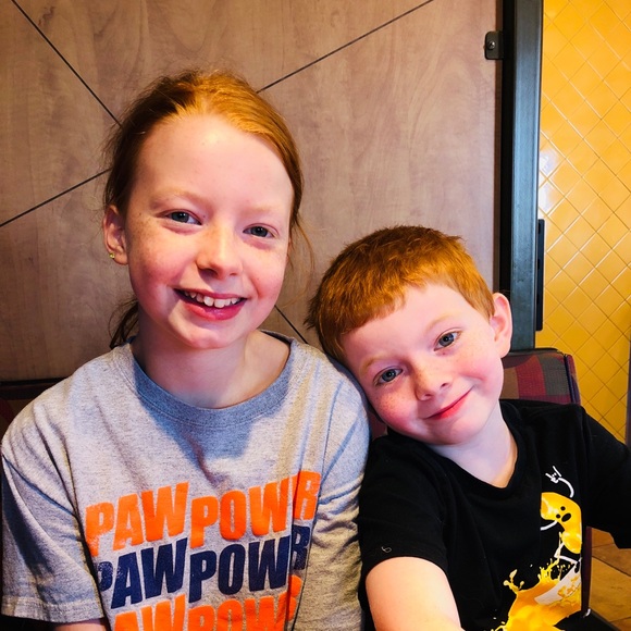 Meet your Posher, Amanda - Picture 1 of 1